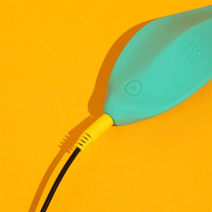 Romp Wave Lay-On Vibrator - Image 5